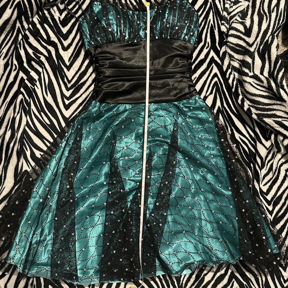 Blue-Green Vintage Party Dress w/ Mesh Tulle Overlay - Picture 5 of 7